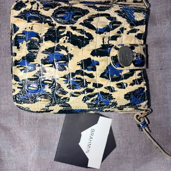 Brahmin “Marley” Blue Leopard Print Crossbody - Picture 3 of 11